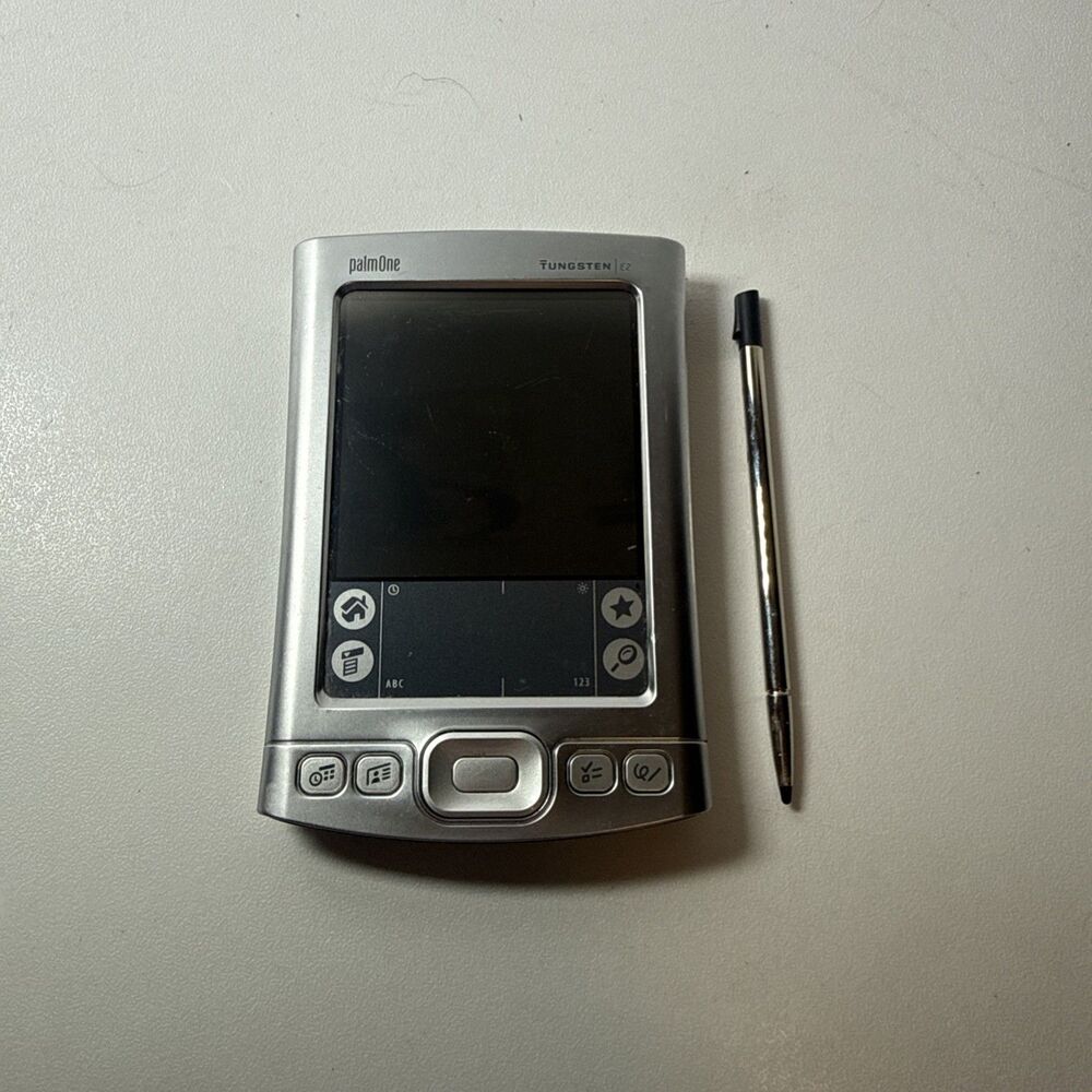 PalmOne Tungsten E2 Palm Pilot PDA With Stylus No Charger ( Untested ) For Parts